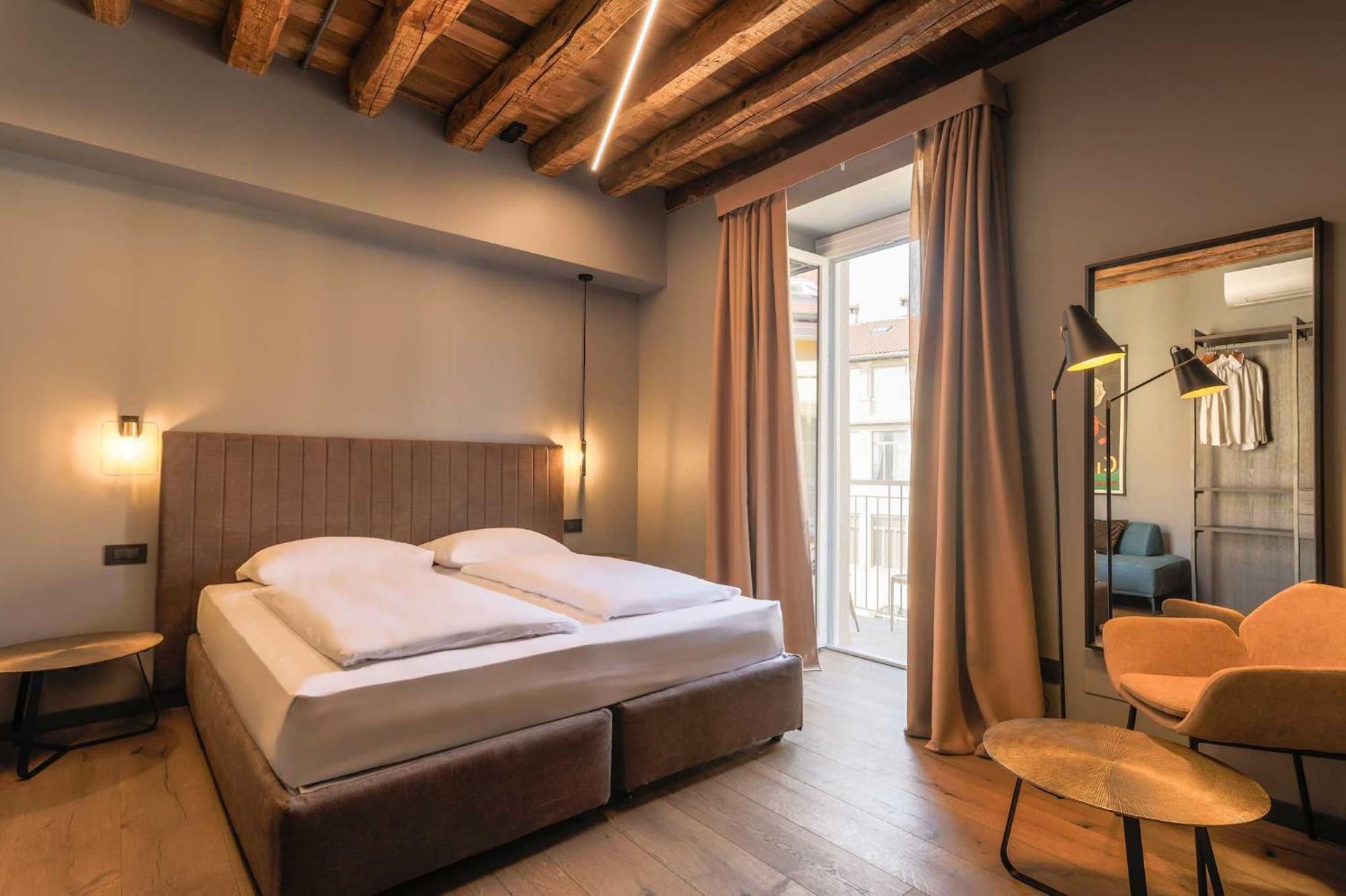 Hotel Ar Suites&art